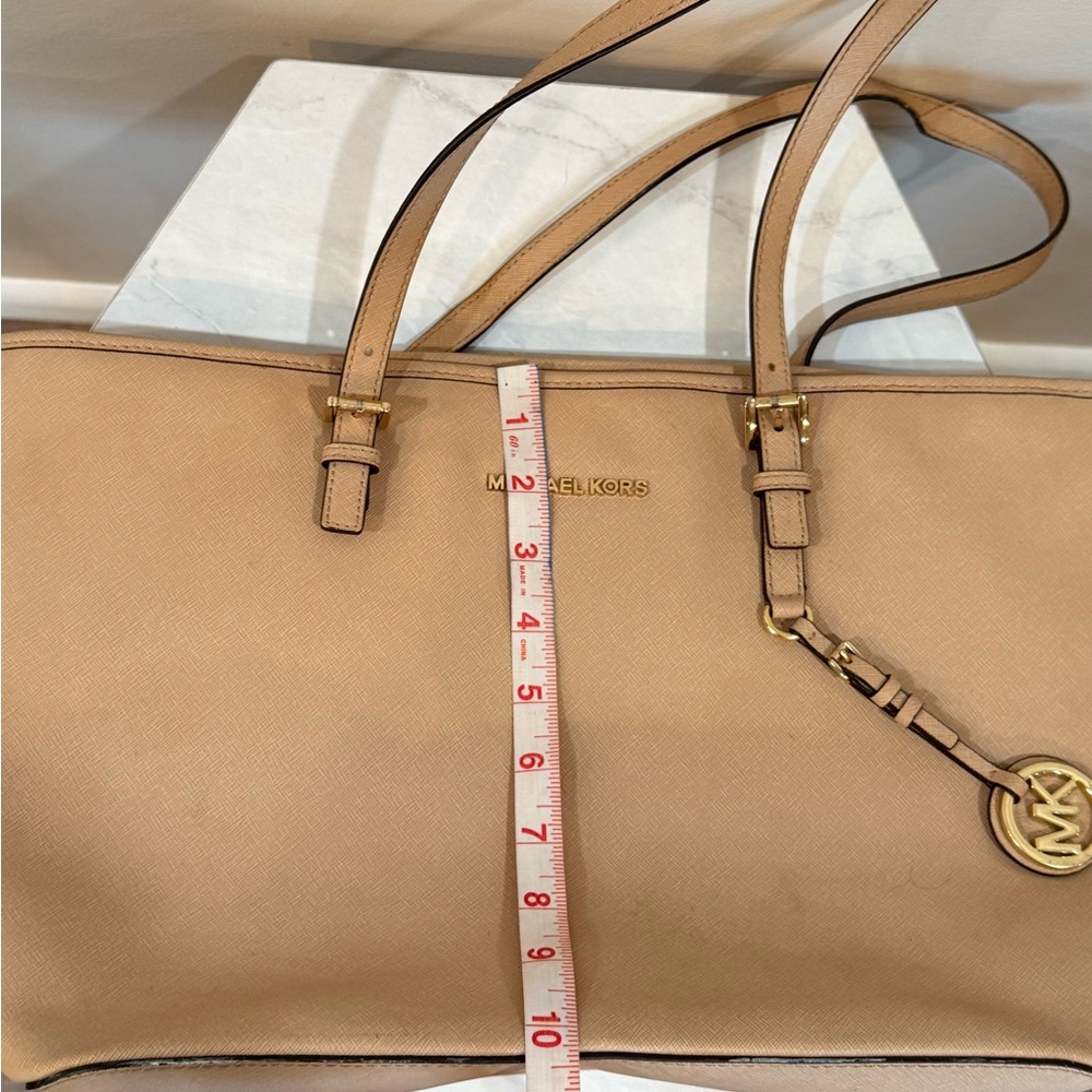 Michael Kors Pale Pink Leather Tote Bag - Picture 8 of 9
